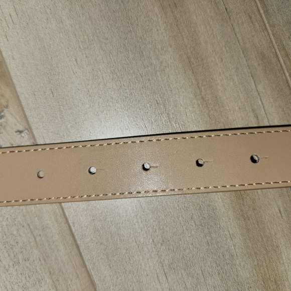 NWOT beige belt - Picture 2 of 3